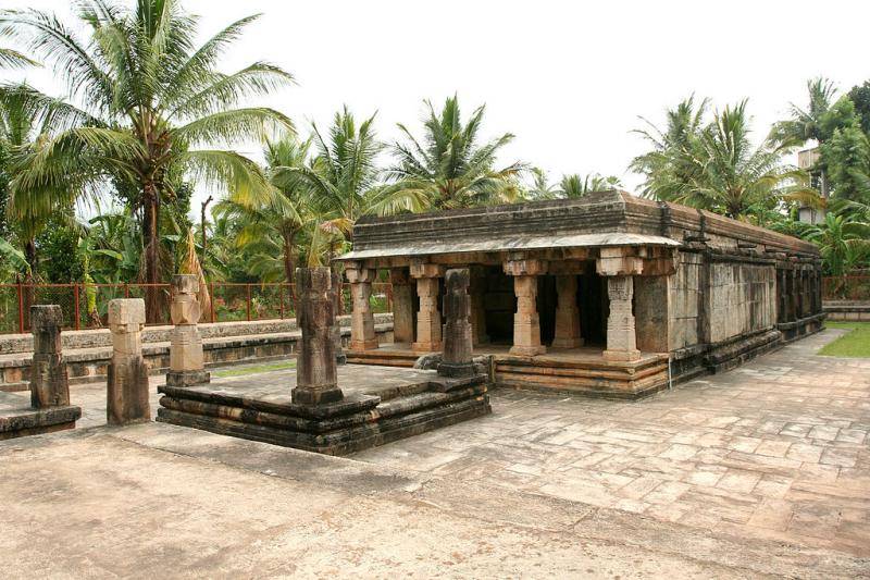 Anantanantha Tirthankara idol