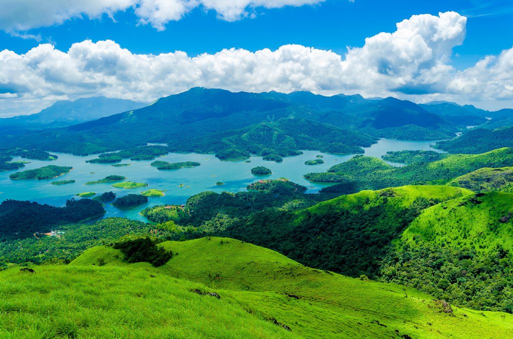 Lush greenery surrounding Banasura Hill trek route