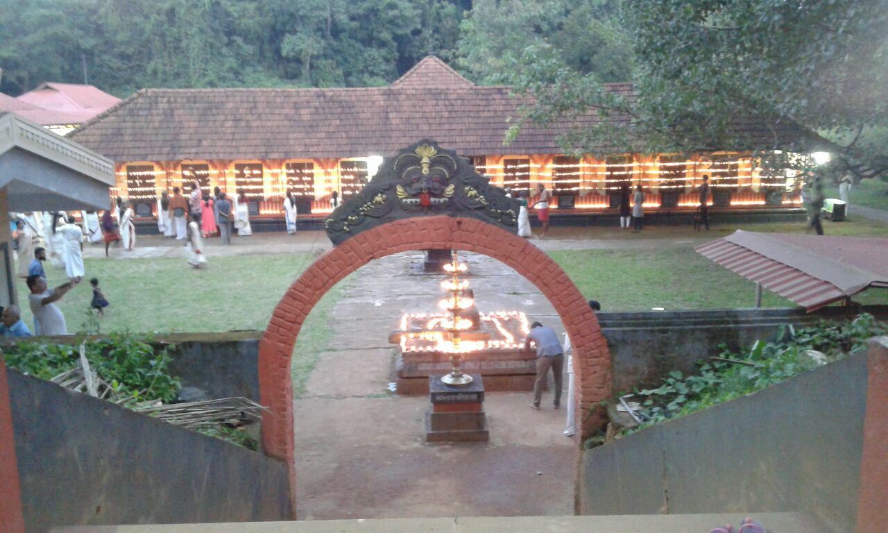 Devotees offering prayers at Thrissilery Shiva Temple